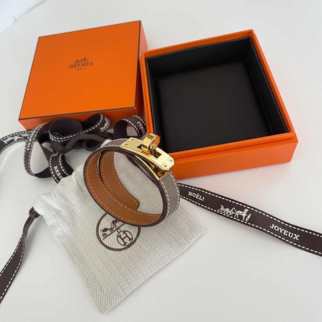Hermès Kelly Double Tour Bracelet Gris Étain Gold Hardware | Luxury Leather Bracelet
