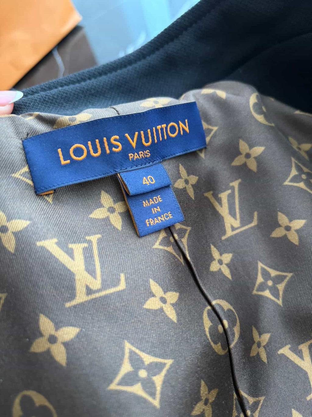 Louis Vuitton Officer Jacket in Black Wool & Silk – Iconic Monogram Lining – Size FR 40 Full Set/ Luxury Brands Malta