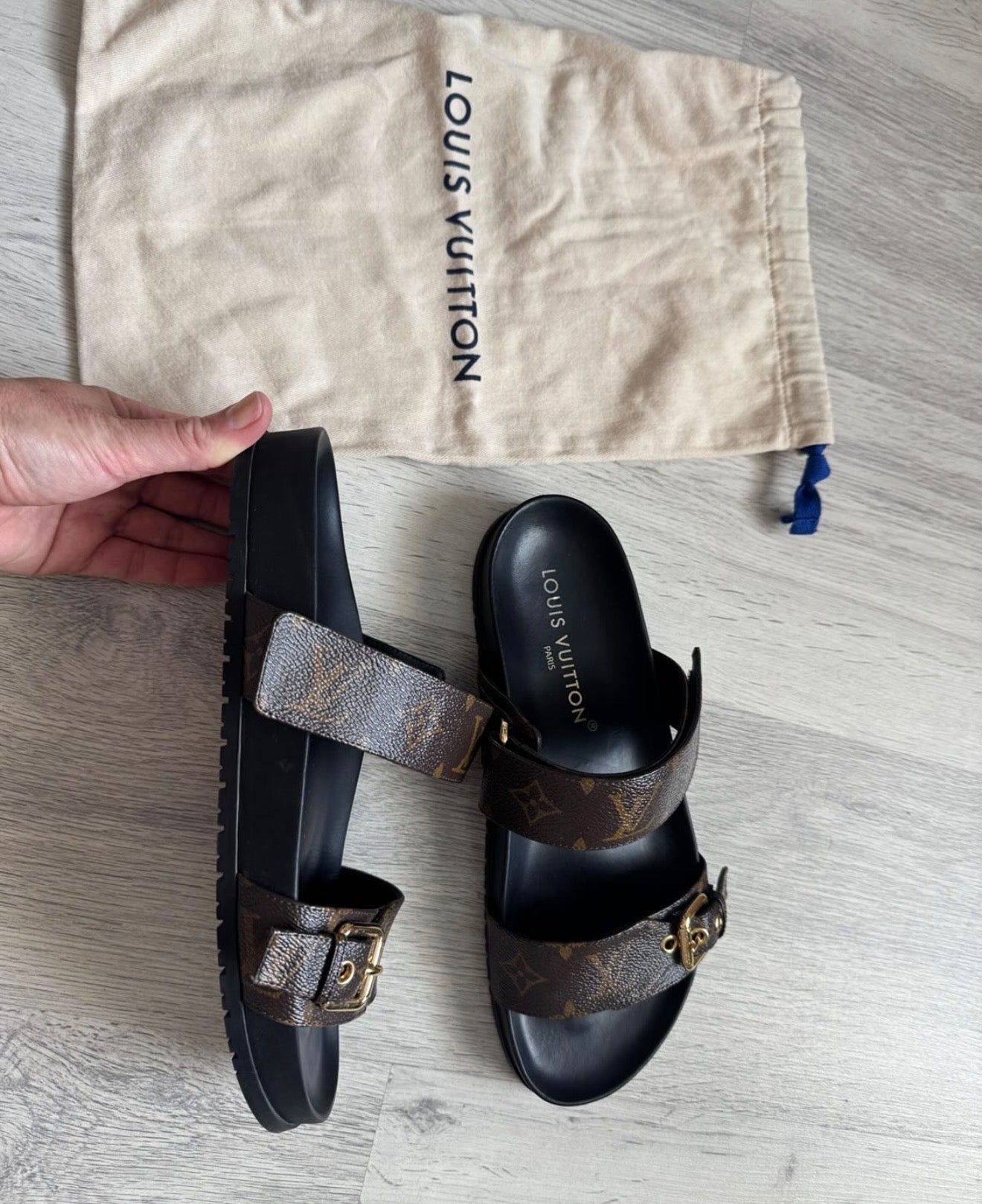 Louis Vuitton Bom Dia Flat Comfort Sandals – Monogram Canvas (Size 41)