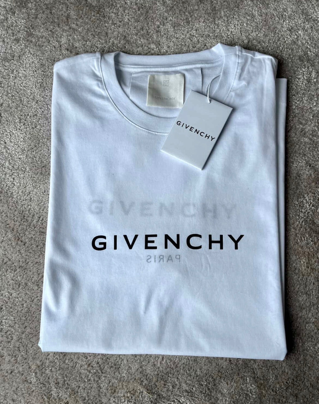 Givenchy Reverse Logo T-Shirt White – Oversized Fit Size L (Brand New