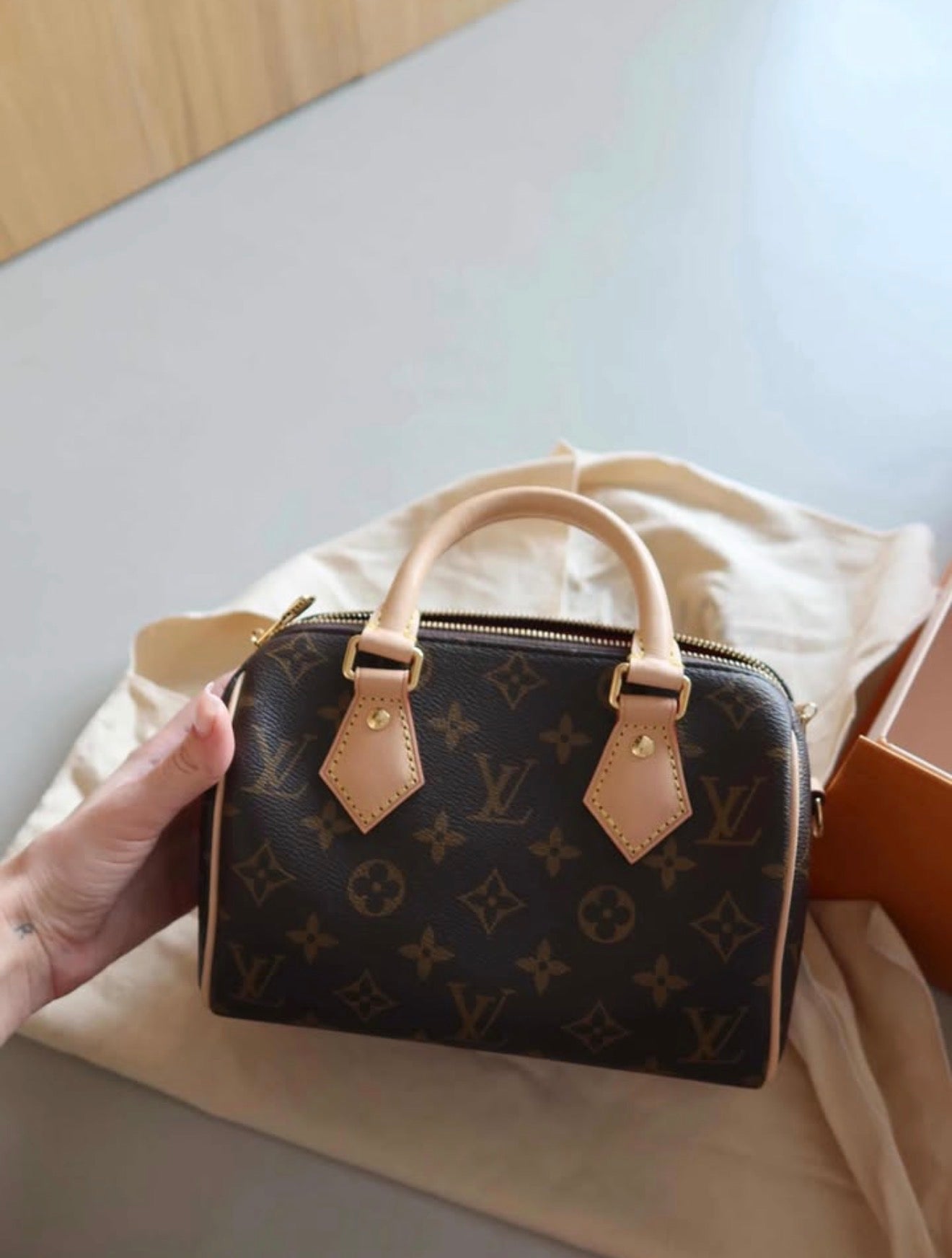 Louis Vuitton Speedy Bandoulière 20 – Monogram Canvas (Brand New, Full Set)