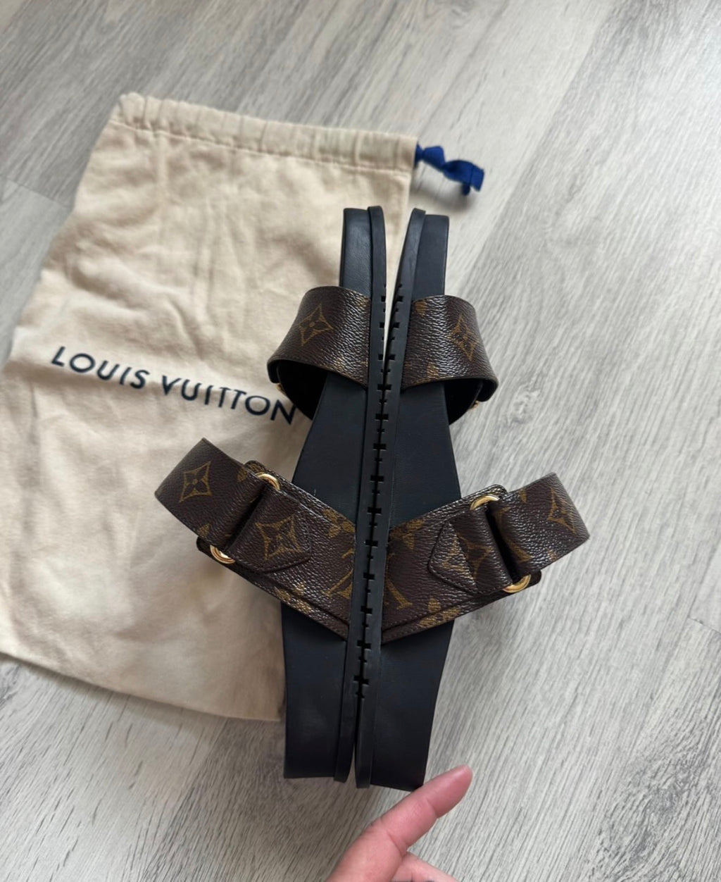 Louis Vuitton Bom Dia Flat Comfort Sandals – Monogram Canvas (Size 41)