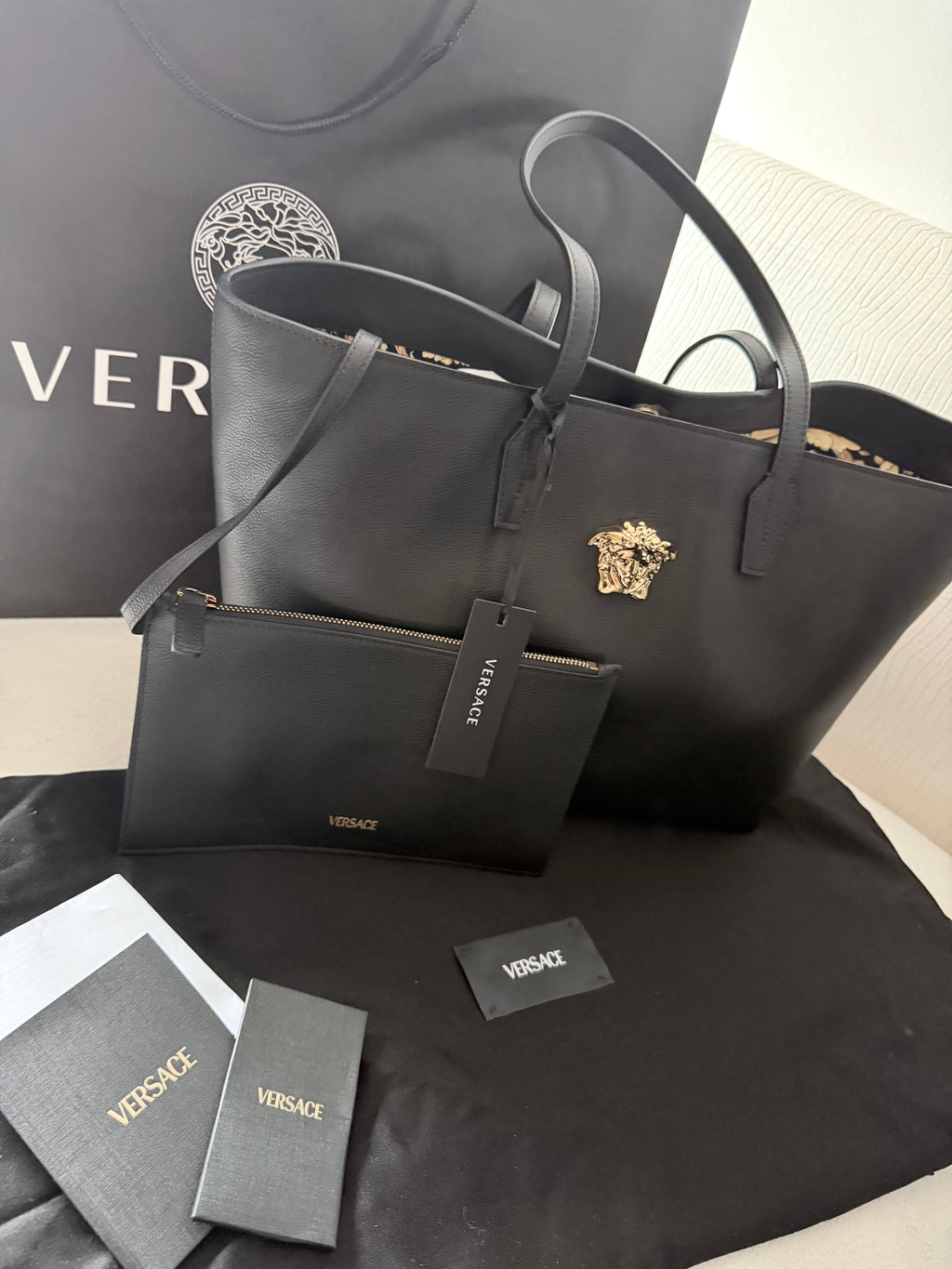 Versace La Medusa Tote Bag full set/ Luxury Brands Malta