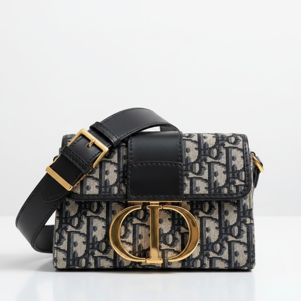 Christian Dior 30 Montaigne Pouch Oblique Canvas | Luxury Designer Bag/ Malta