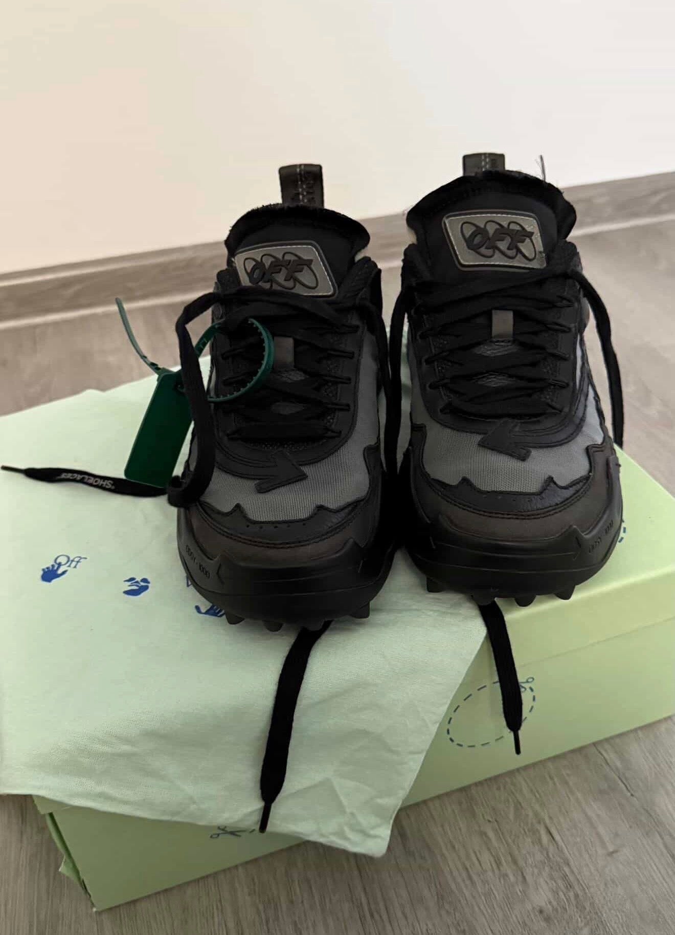 Off-White ODSY-1000 Chunky Sneakers - Black