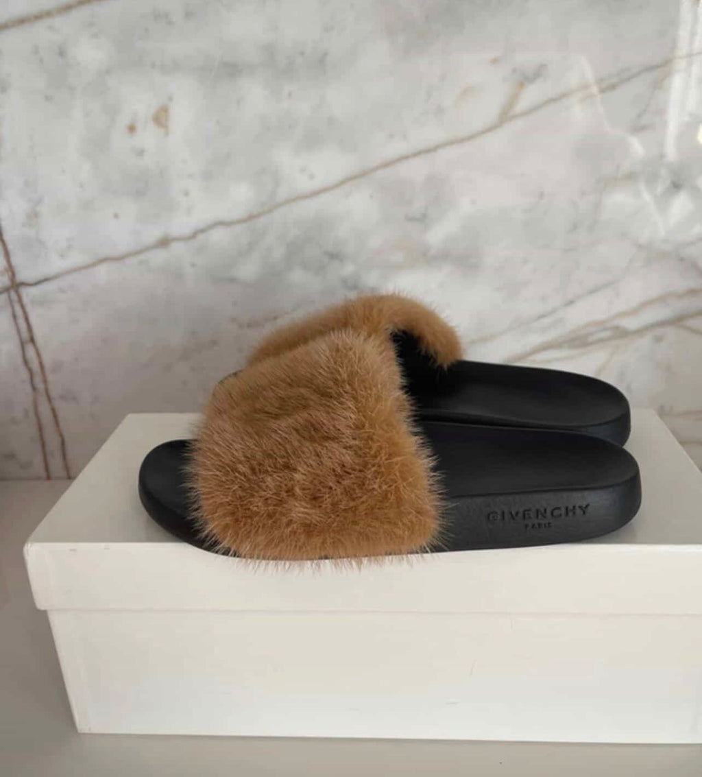 Authentic Givenchy Paris Genuine Mink Fur Slides – Size 39 (Fits 38–39)