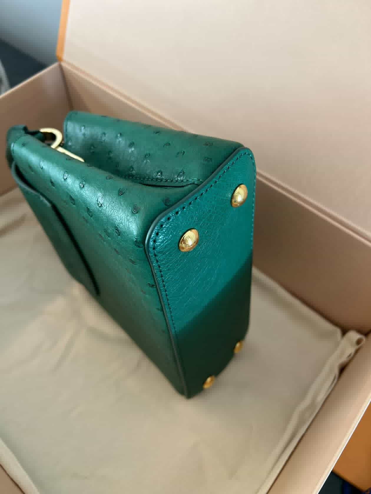 Louis Vuitton Capucines Mini Ostrich – Emerald Green / Pre Owned / Luxury Brands Malta