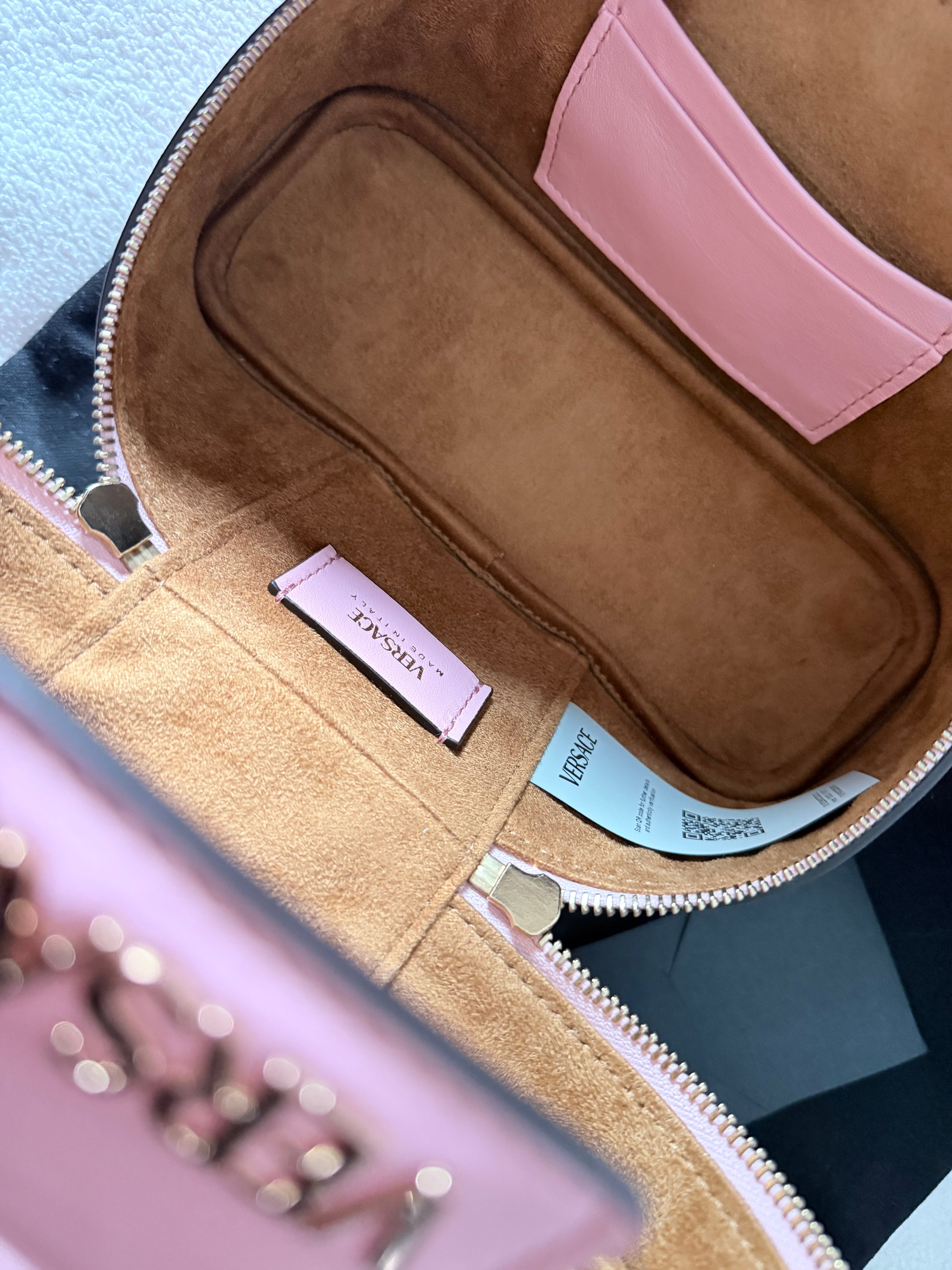 BRAND NEW VERSACE LEATHER VANITY CASE – FULL SET & RECEIPT/ Luxury Brands Malta/ Pre Owned