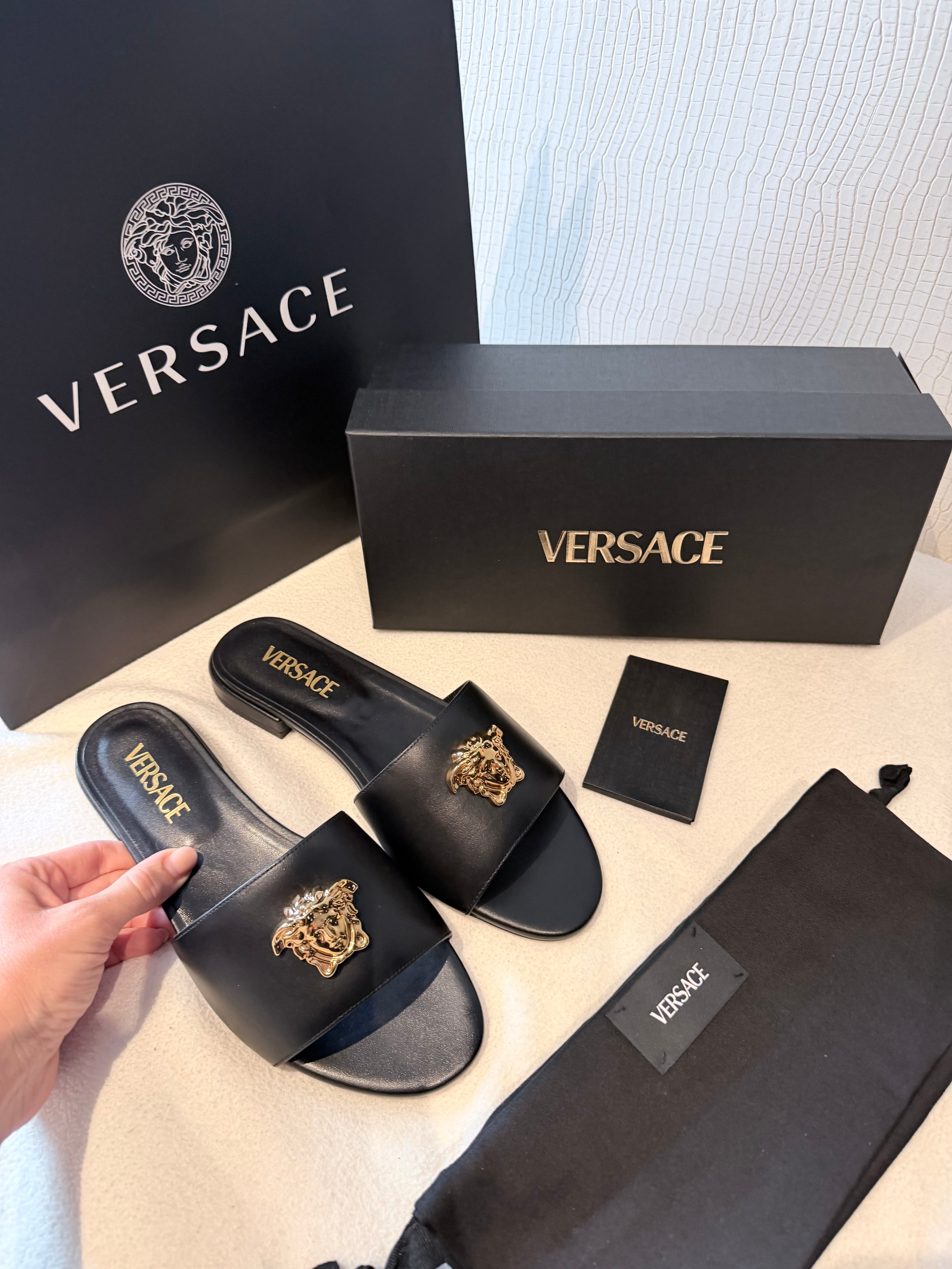 Versace Medusa Slides Full set size 39, Brand New/ Luxury Brands Malta