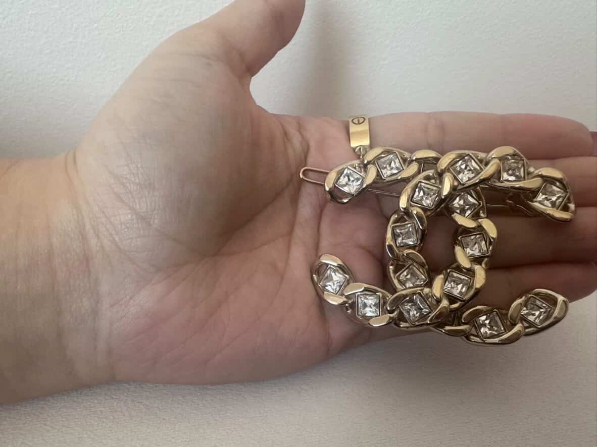 Chanel CC Logo Hair Clip – Gold-tone & Crystal / Pre Owned /Luxury Brands Malta