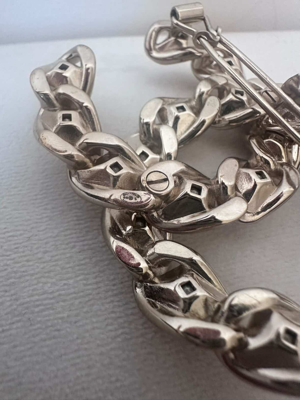 Chanel CC Logo Hair Clip – Gold-tone & Crystal / Pre Owned /Luxury Brands Malta