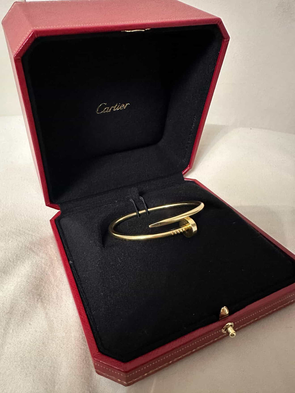 CARTIER JUSTE UN CLOU BRACELET 18K YELLOW GOLD/ Pre Owned / Luxury Brands Malta