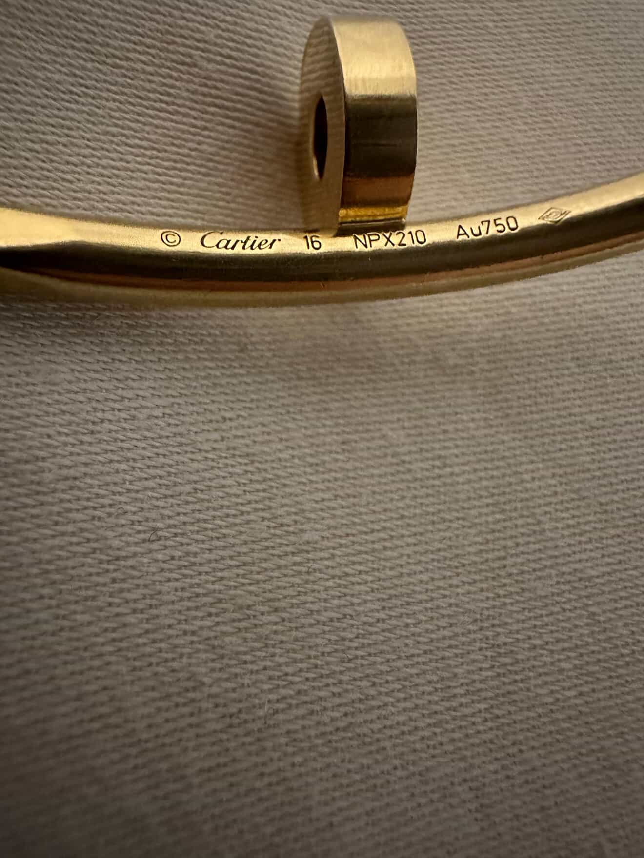 CARTIER JUSTE UN CLOU BRACELET 18K YELLOW GOLD/ Pre Owned / Luxury Brands Malta