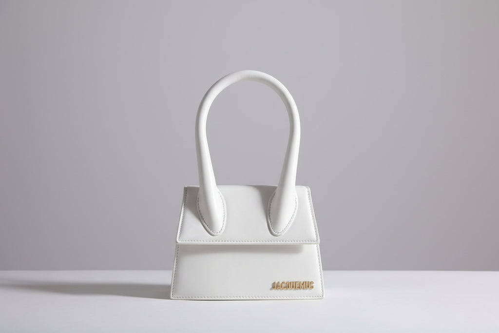 Jacquemus Le Chiquito Moyen – White Leather / Luxury Brands Malta/ Pre Loved/ pre Owned