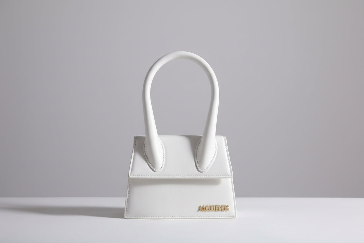 Jacquemus Le Chiquito Moyen – White Leather / Luxury Brands Malta/ Pre Loved/ pre Owned