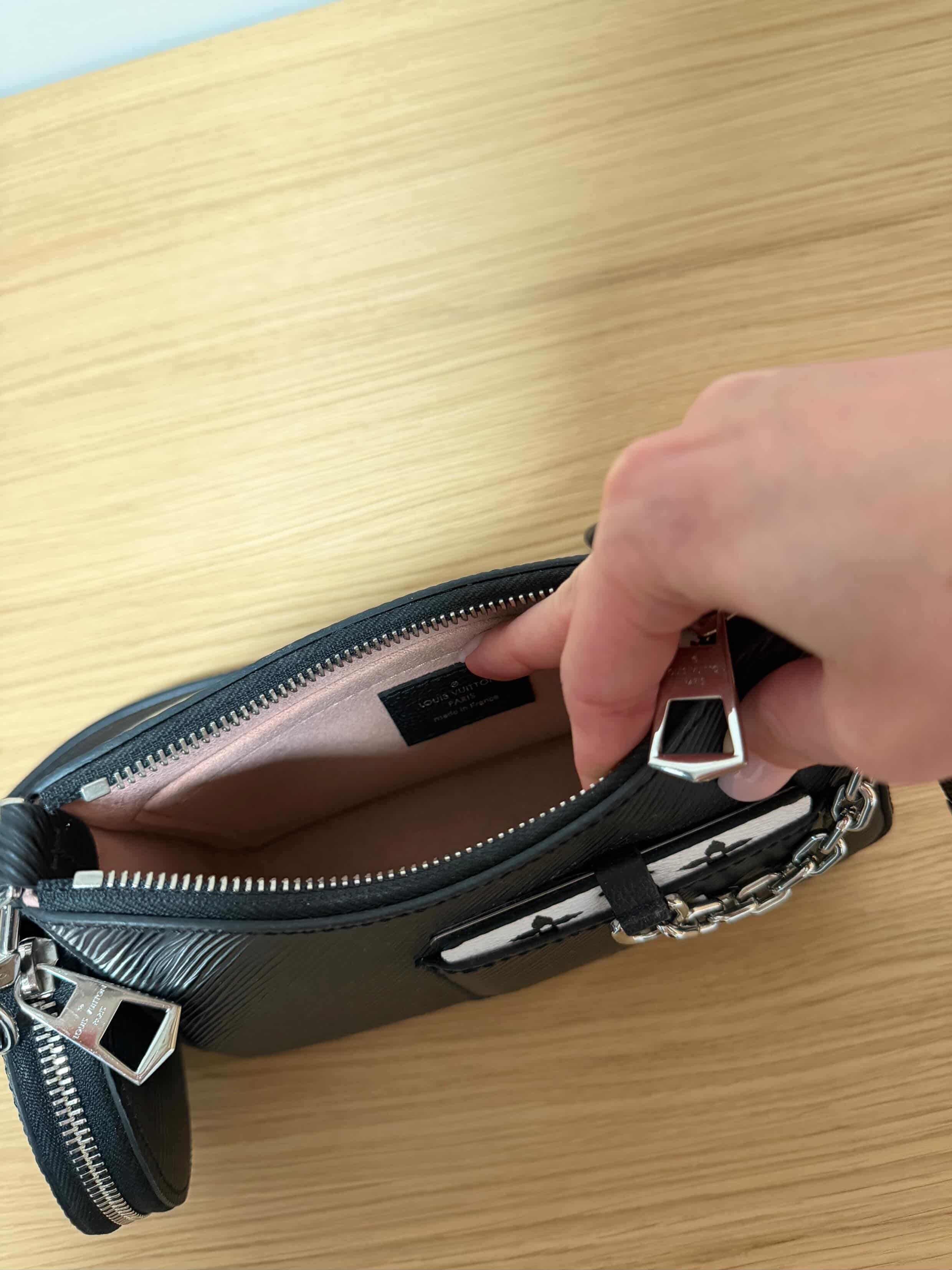 LOUIS VUITTON EPI LEATHER EASY POUCH ON STRAP BLACK LIMITED EDITION / Pre Owned / Pre Loved / Luxury Brands Malta