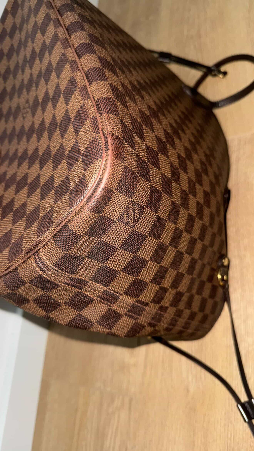 Louis Vuitton Neverfull MM – Damier Ebene/ Luxury Brands Malta/ Pre Owned/