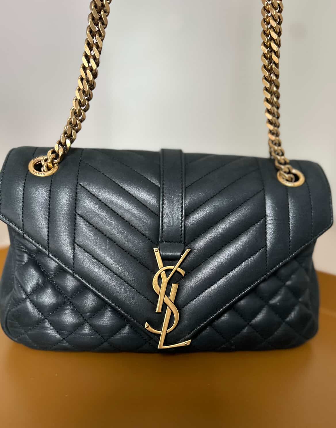 SAINT LAURENT YSL ENVELOPE MEDIUM BAG IN QUILTED LEATHER / Luxury Brands Malta/ Pre Owned/ Pre Loved